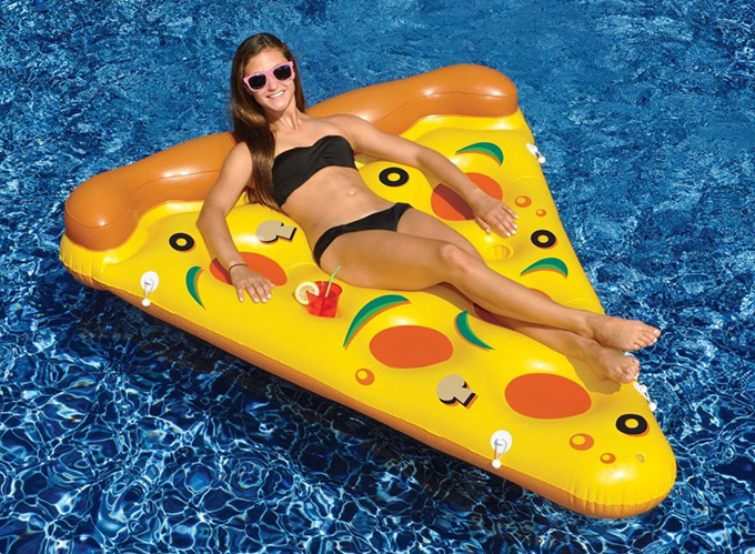 Inflatable-Pizza-Slice-Swimming-Pool-Float