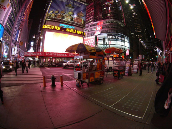 First Staff Blog-ニューヨークタイムズスクエア