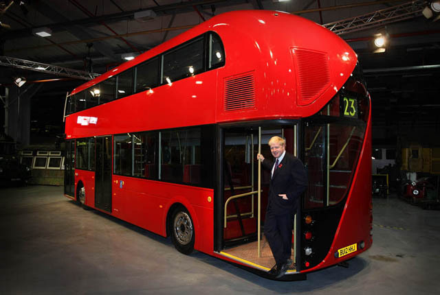 ロンドンの赤いバス